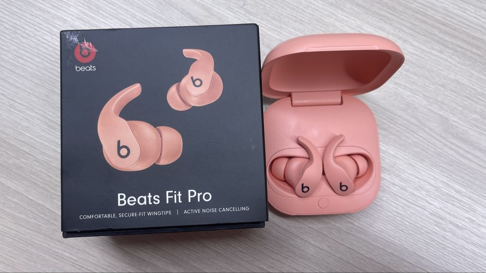 Beats Fit Pro наушники