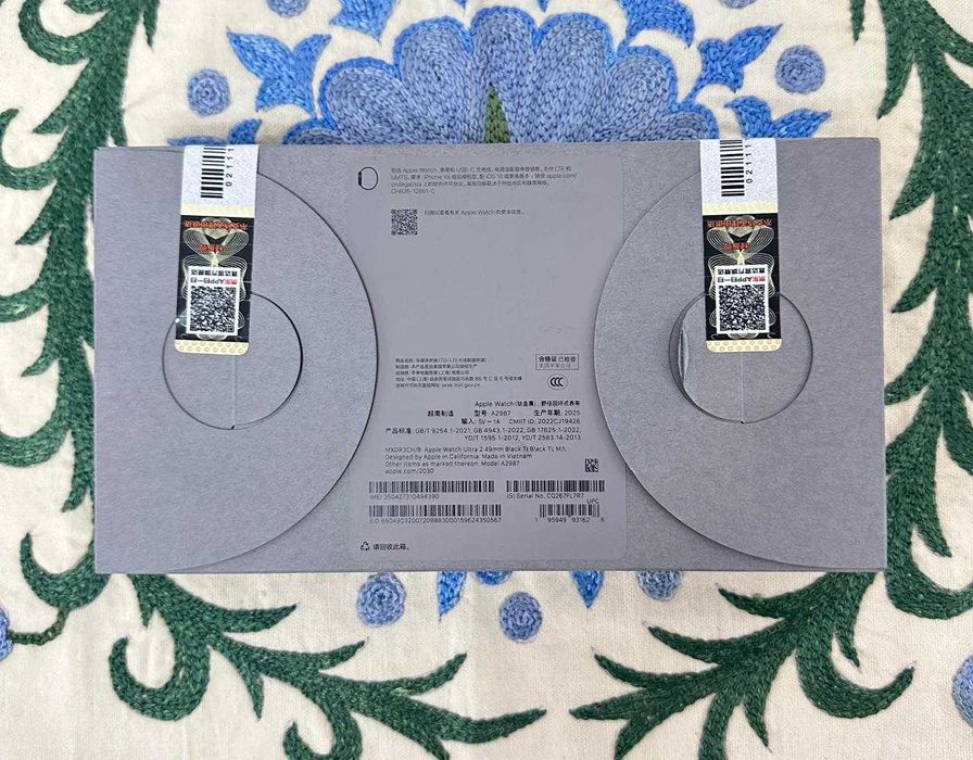 apple watch ULTRA 2 black titan 49 mm