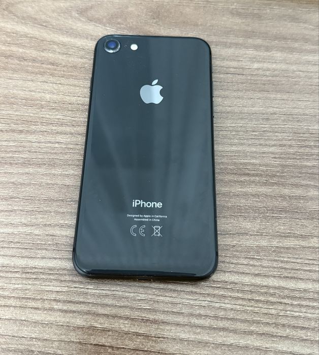 Iphone 8 в хорошем состоянии