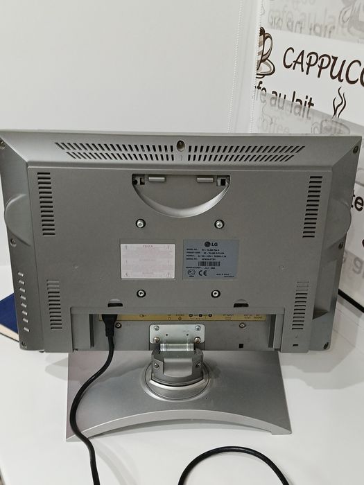 Телевизор маленький