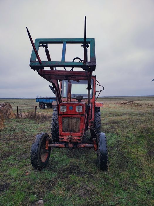 Vînd tractor U650