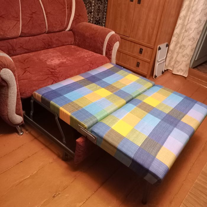 Отдам бесплатно диван