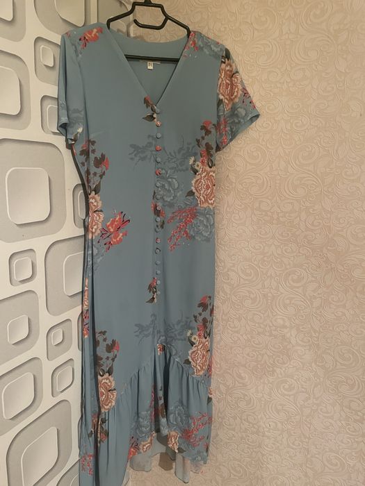 Продается платья