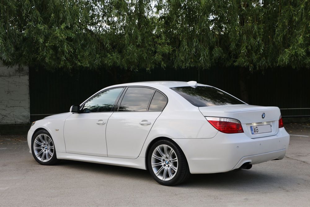 BMW 5 Series 2009 — imagine 3