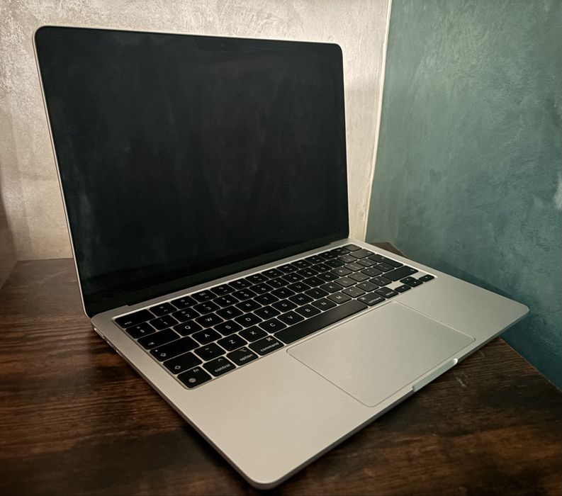 Macbook  Air M2 2022