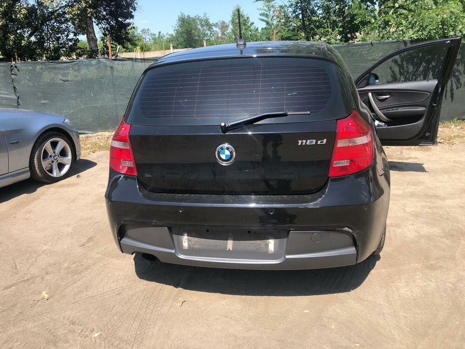 Haion portbagaj bmw e87 black saphire 475