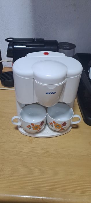 Vand aparat de cafea micuț Elta