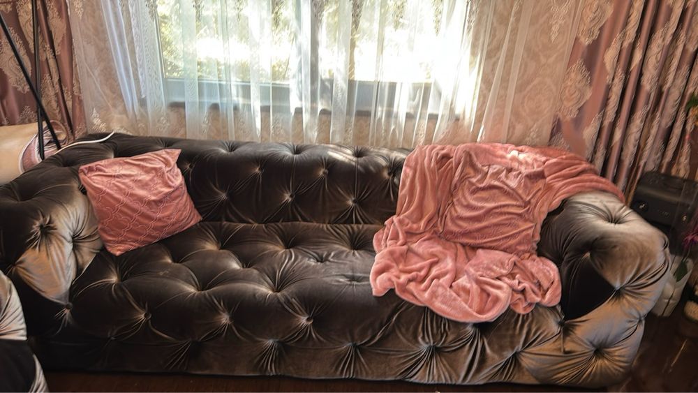 Запазена холна гарнитура в много добро садъояние