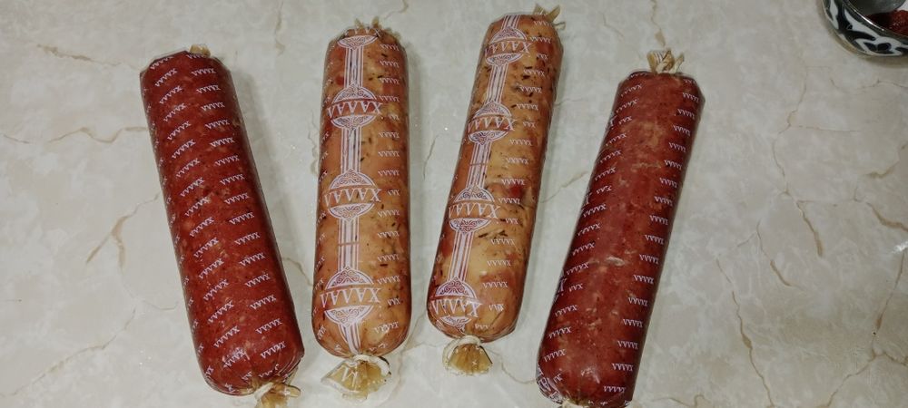 Квашенная капуста, домашние колбаса