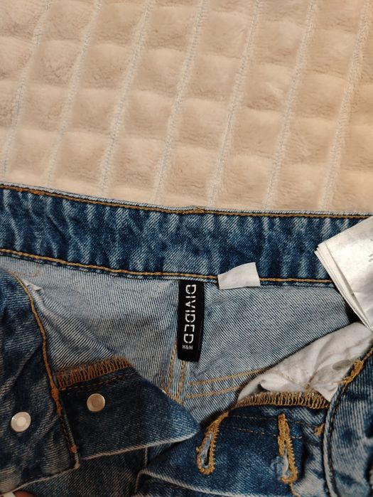 Женские шорты короткие