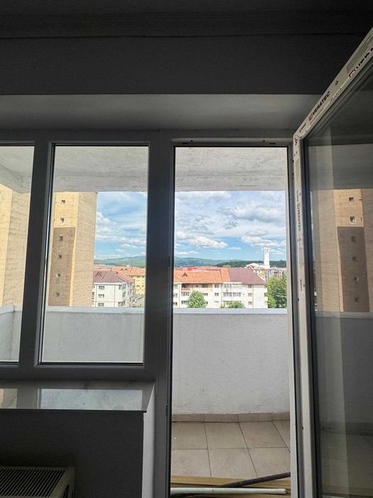 Apartament 2 camere Onesti, zona de sus