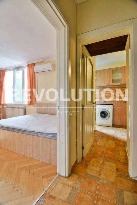 Дава се под наем Двустаен апартамент в София, Люлин 3 - 64 кв.м за 350 € - Снимка #6