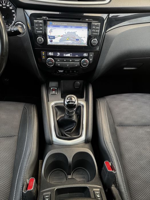 Nissan Qashqai - Tekna ,1.5Dci, 110cp, Euro6, Pano- Navi- Led - Camera 360