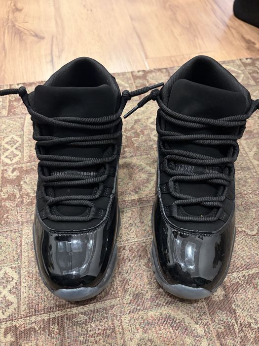 Продам кроссовки Nike 42 размер