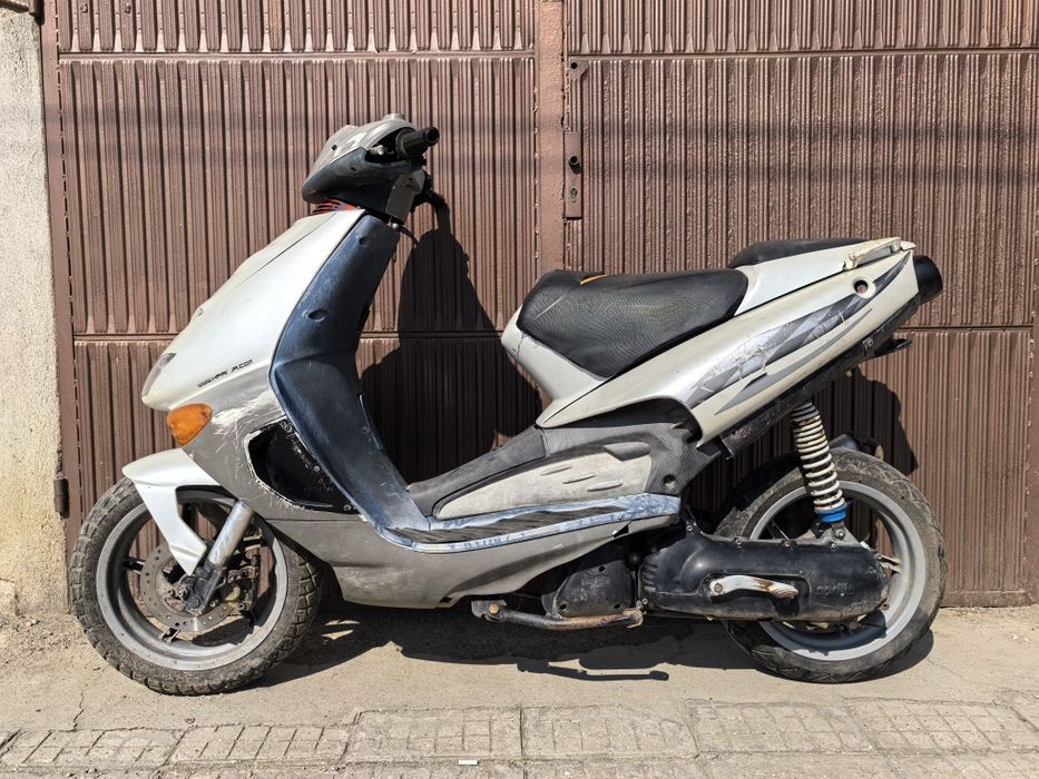 Aprilia SR50 Minarelli въздушно НА ЧАСТИ