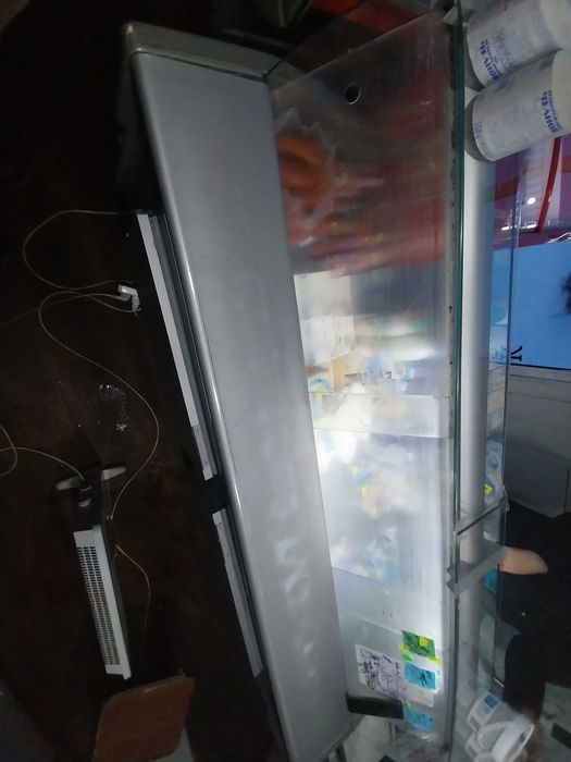 витрина морозильная