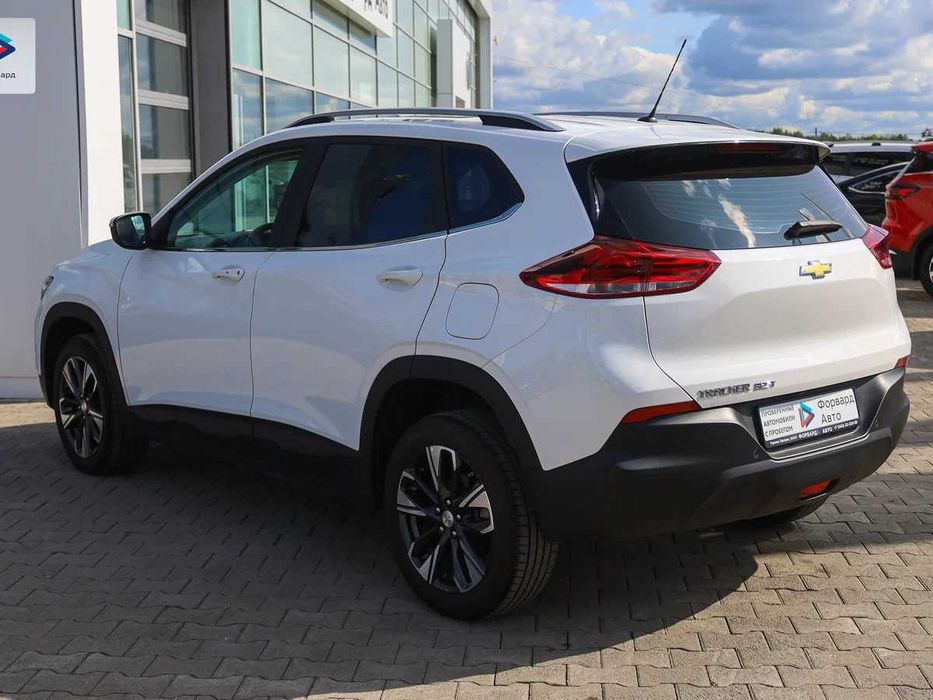 Tracker 2025-yil 12000 km probeg