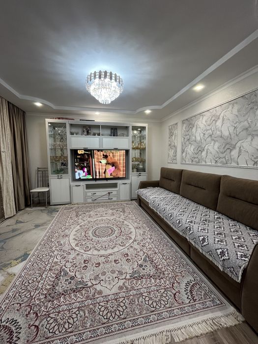 Продам 3 ком квартиру на Орбита 1