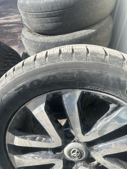 Продам комплект резины 285/50 r20