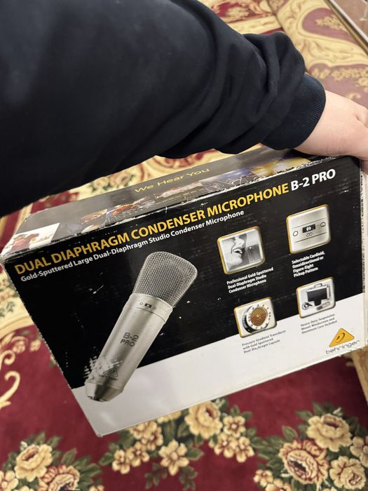 Студийный конденсаторный микрофон Behringer B2 Pro