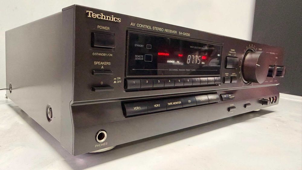 Amplituner Technics SA GX 230 Quartz Lock Tuner Loudness Phono Japan