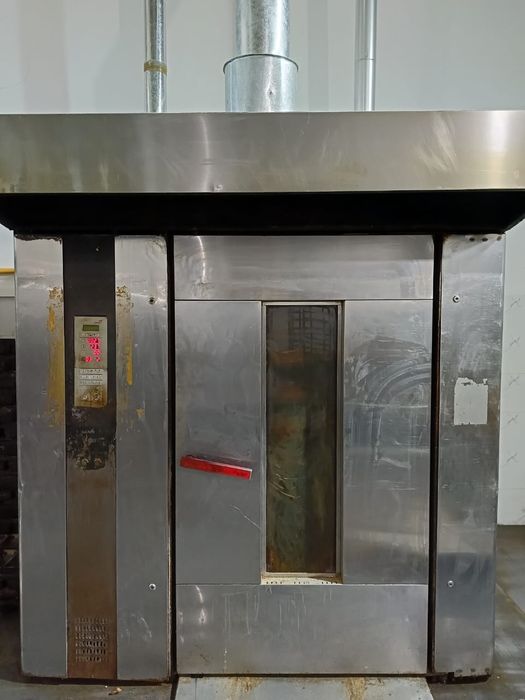 Тесто мешалка. Печь