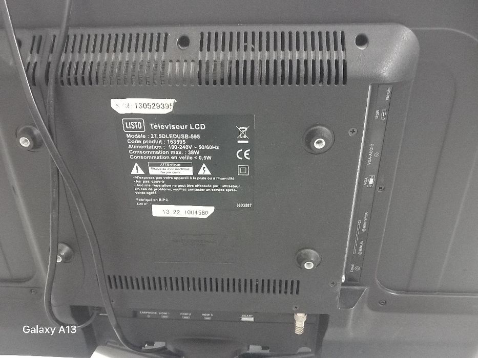 Vând televizor LCD