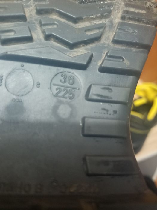 Рабочие ботинки в хорошем состоянии