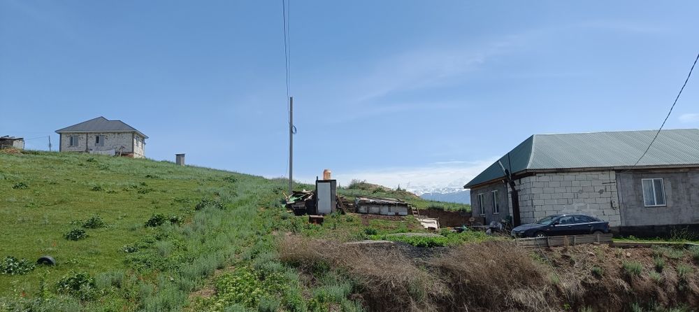 Участок земельный с фундаментом