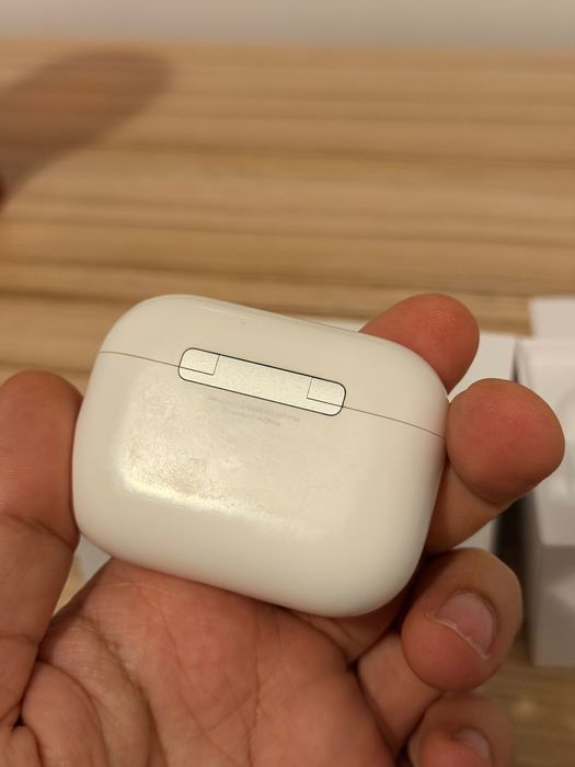 AirPods Pro 3 в гаранция