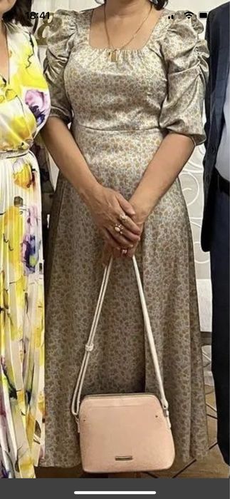 Продаю платья костюм