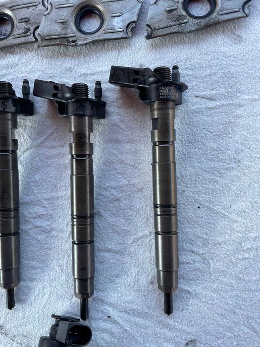 Kit set injectie (pompa, rampa, injectoare) 2.0 TDI CBBB CBAB CBDC volkswagen vw skoda audi seat