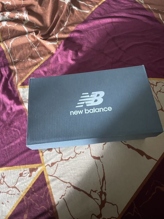 New balance adidași