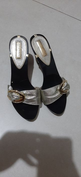 Женская обувь туфли