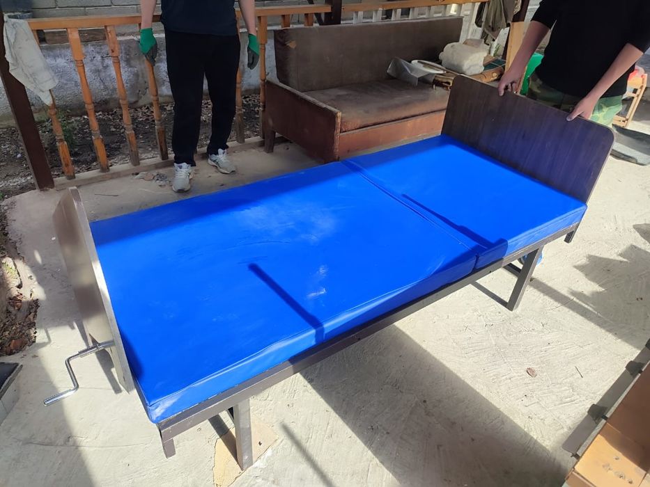 Продам мед. кровать