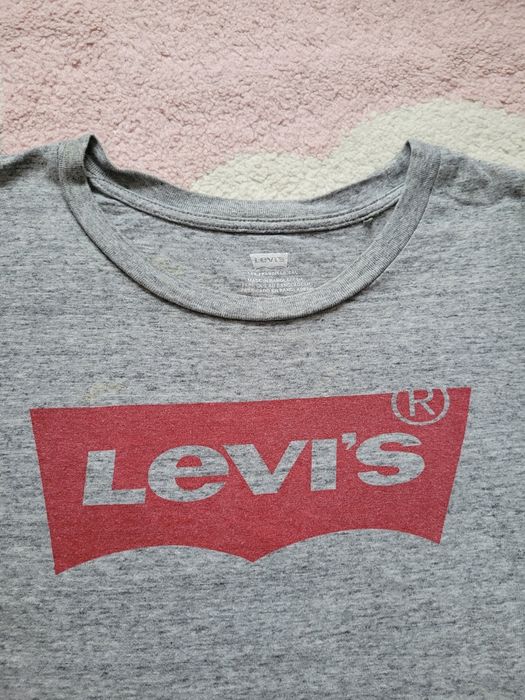 Tricou Levis marime oversize Xs -M