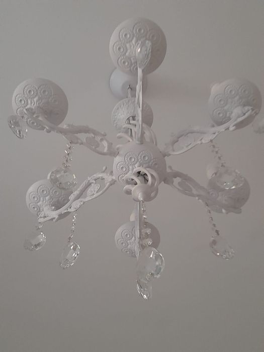 изящная люстра с доставкой