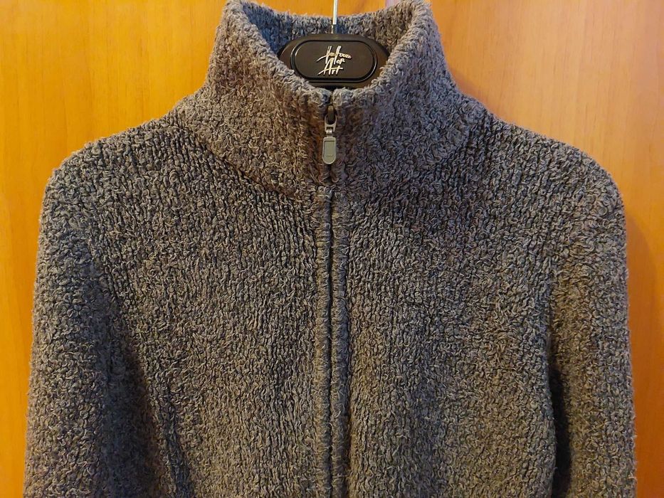 Cardigan din boucle cu fermoar