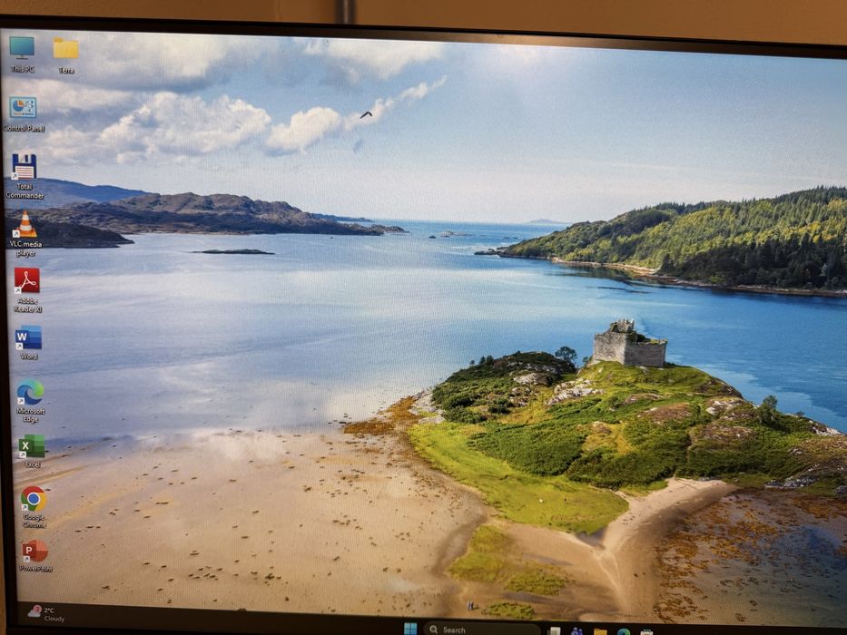 Mini Pc Terra 5000V5, Silent Greenline I3-8100 3.6Ghz, 8Gb ddr4, 256gb