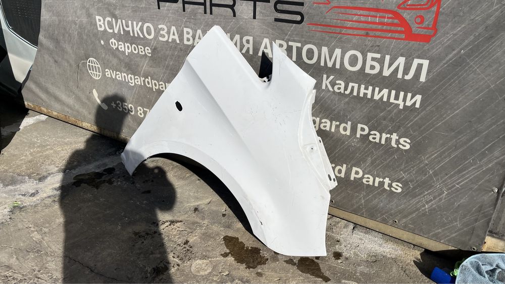 4 броя ляв и 3 броя десен калник Mercedes Vito W447 (2015-2018)