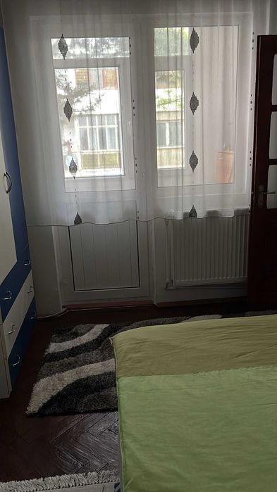 Apartament cu 3 camere