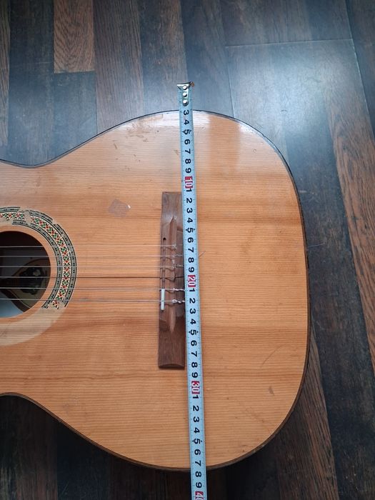 Акустична.  китара.