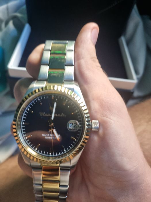 Maserati часовник