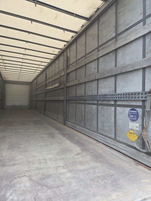 Semiremorca Schmitz Cargobul