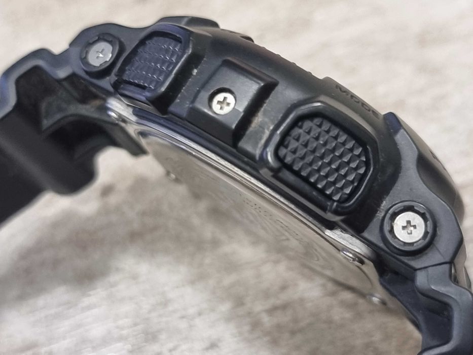 Часовник Casio G-shock