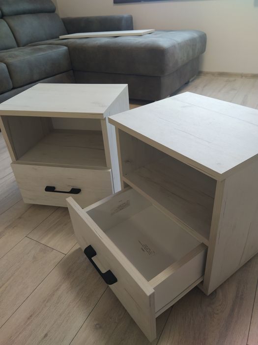Нощно шкафче 2 бр.