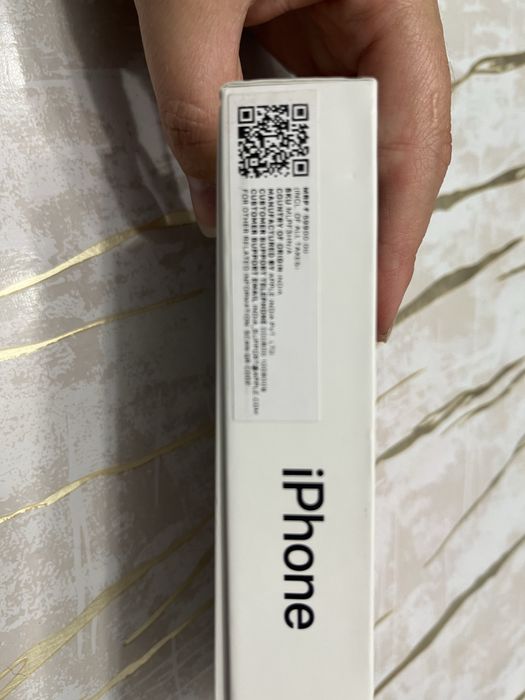 iPhone 13. В идеальном состоянии.