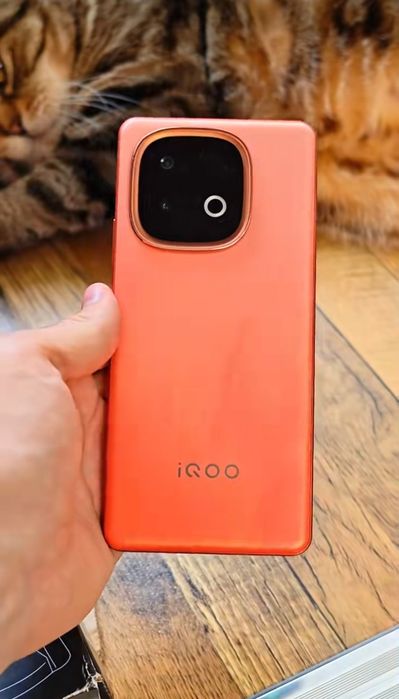 iqoo z10 turbo оранжевый