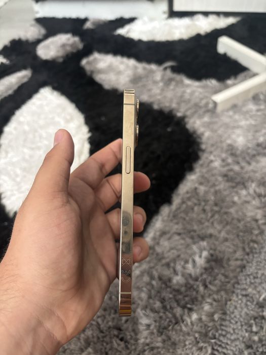 Iphone 13 pro gold