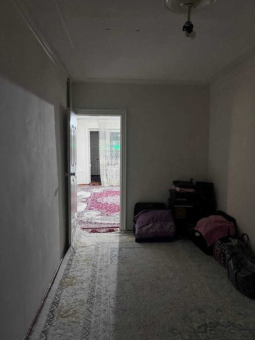 метро Буюк Ипак Йули (БИЙ), ориентир: Аптека 36,6